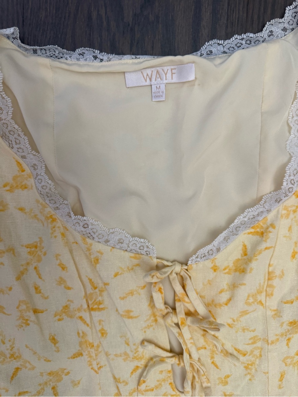 WAYF Yellow Floral Lace Up Midi Dress Puff Sleeve Lined Cottagecore Size M - Picture 3 of 4